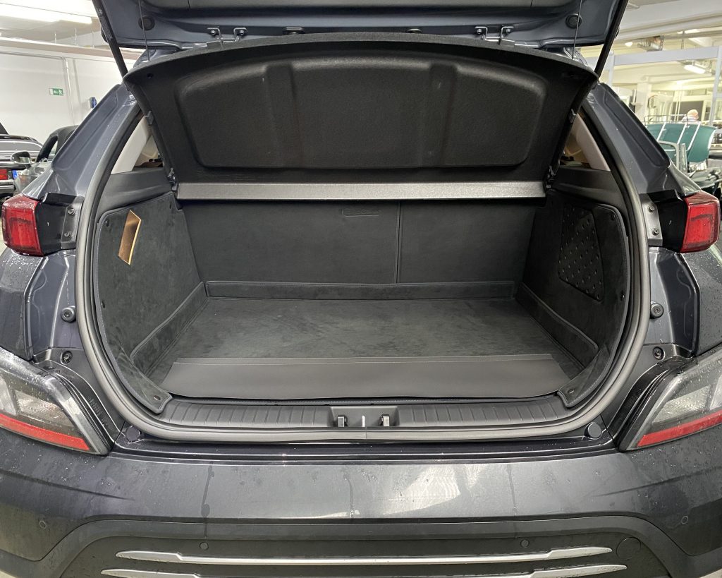 Kofferraumschutz .Hyundai Kona E BJ.2022 (OS) CargoCover (6)