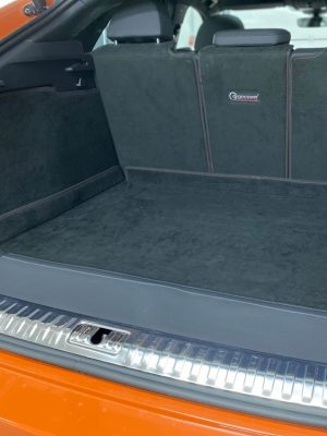Kofferraumschutz Hund AUDI Q3 Sportback (F3) CargoCover (9)