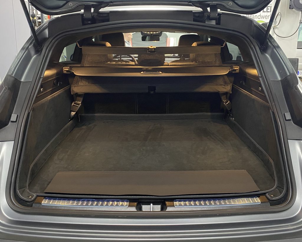 Kofferraumschutz Mercedes EQC BJ.2022 (N293) CargoCover (1)