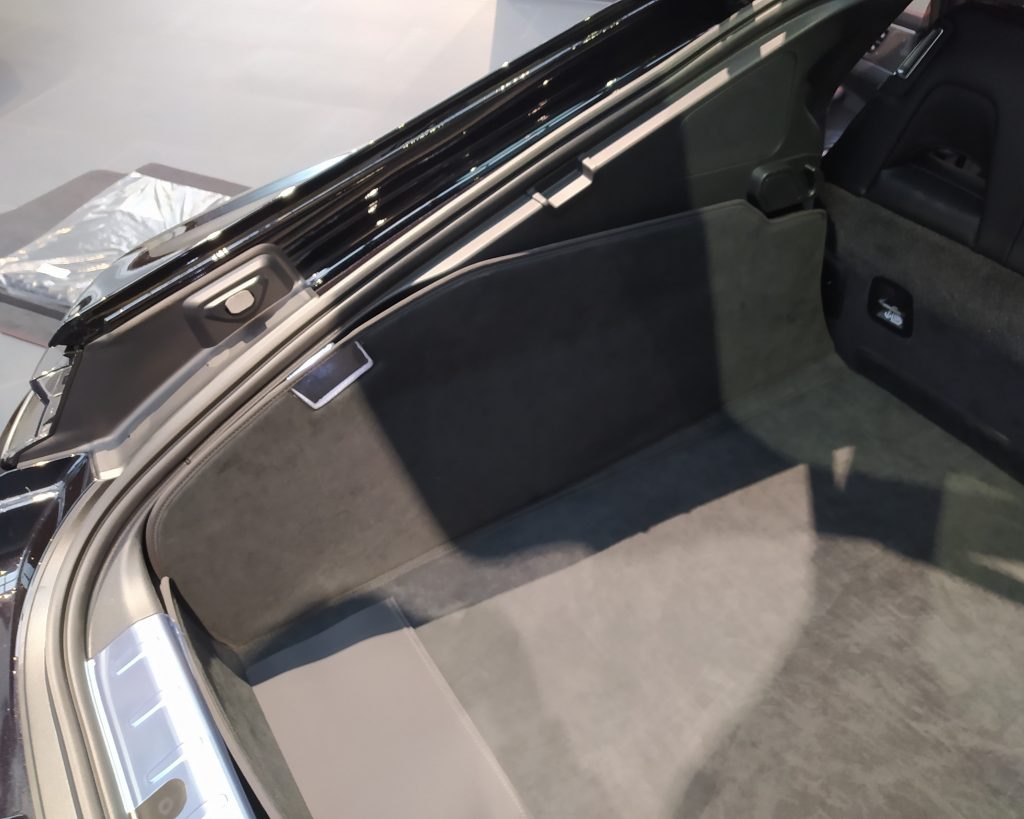 Kofferraumschutz Porsche Panamera Limousine (CCKPOPA971W) (973) CargoCover