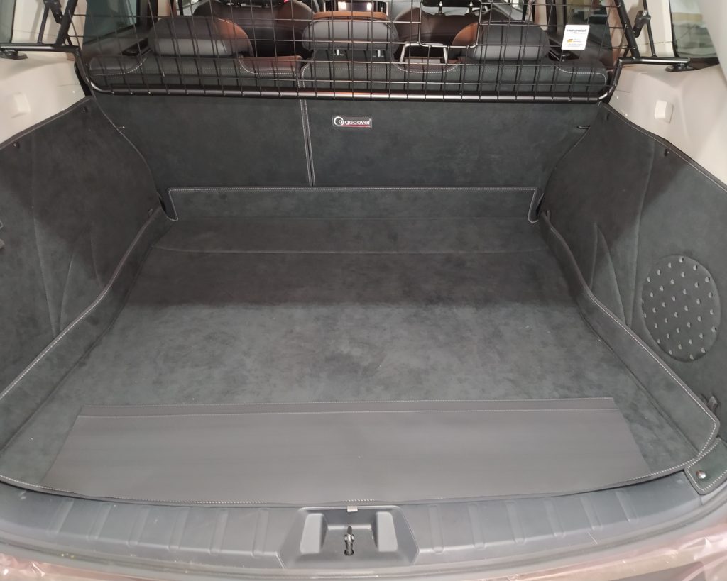 Kofferraumschutz Subaru Forester 2.0 BJ.2019 (CCKSUFOHEBO) (SK, SJ) CargoCover (4)
