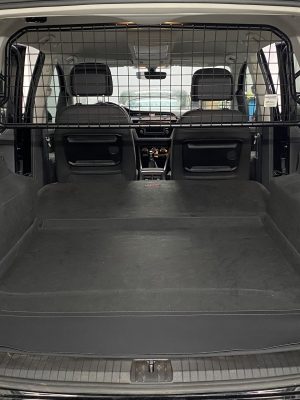 Kofferraumschutz VW Touran CargoCover (10)