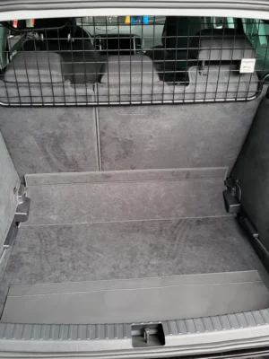 Hund Kofferraumschutz Skoda Karoq (NU) ab 2017, tiefer Ladeboden - Kofferraumschutz für Hunde - Kofferraumwanne von CargoCover - Produktbild 1